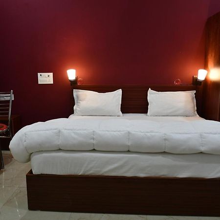 4Musafir Hotels Rishikesh Exterior photo