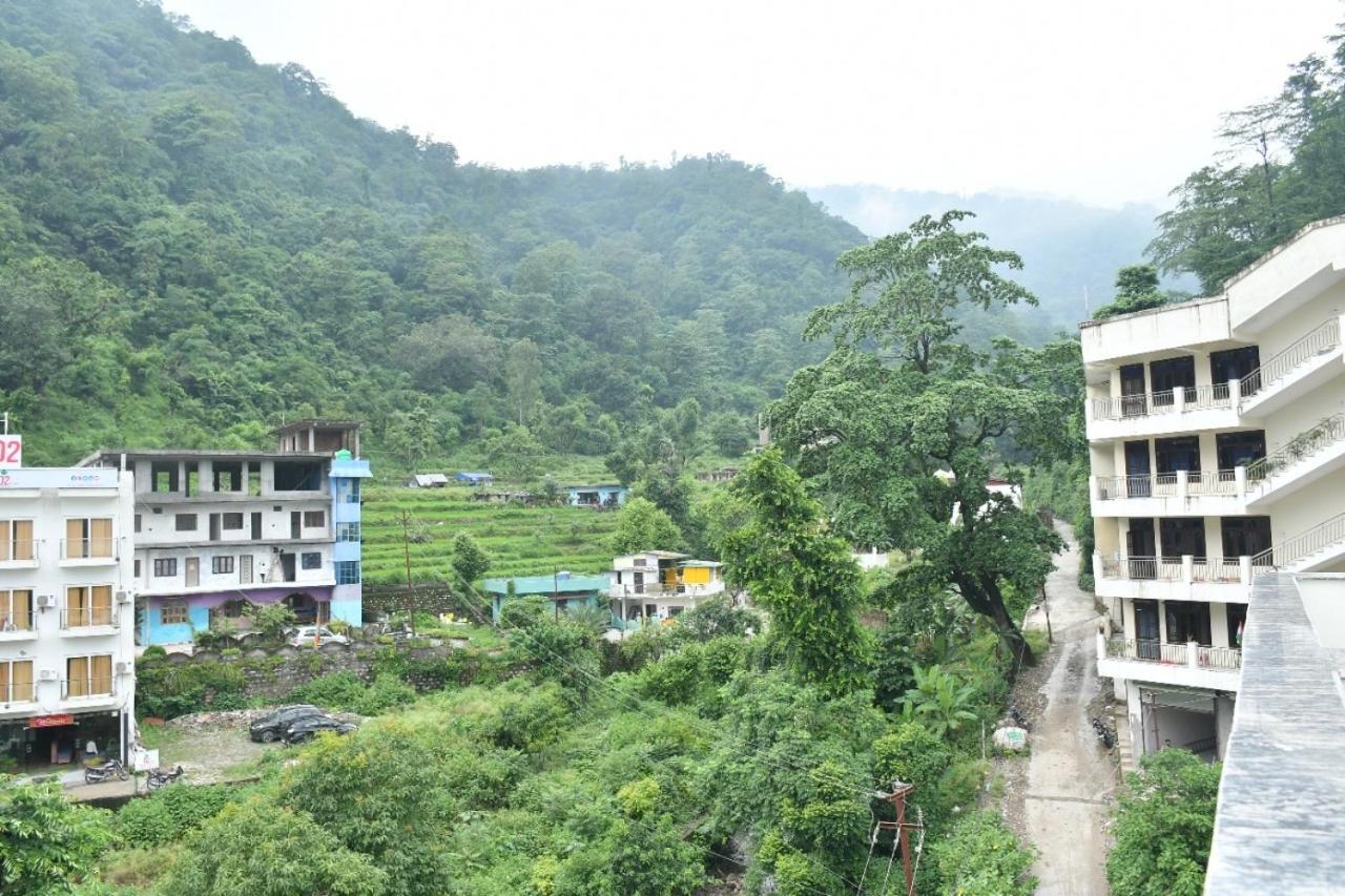 4Musafir Hotels Rishikesh Exterior photo